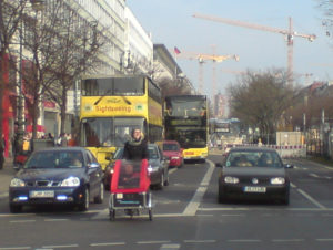 Berlin, Unter den Linden, Foto cargobike.jetzt